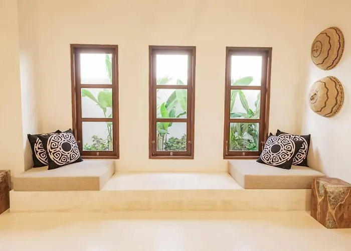 Villa Luxury 2 Bedrooms Putih Pererenan *