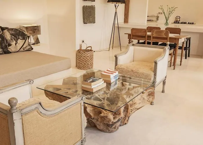 Luxury 2 Bedrooms Putih Pererenan Villa Canggu