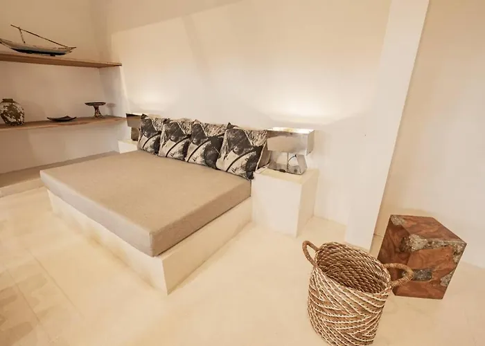 Villa Luxury 2 Bedrooms Putih Pererenan